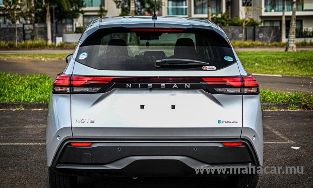 2021 Nissan NOTE E-POWER photo 11