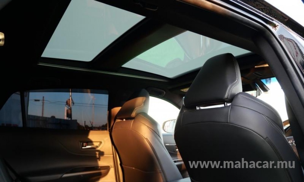 2023 Toyota Harrier photo 11