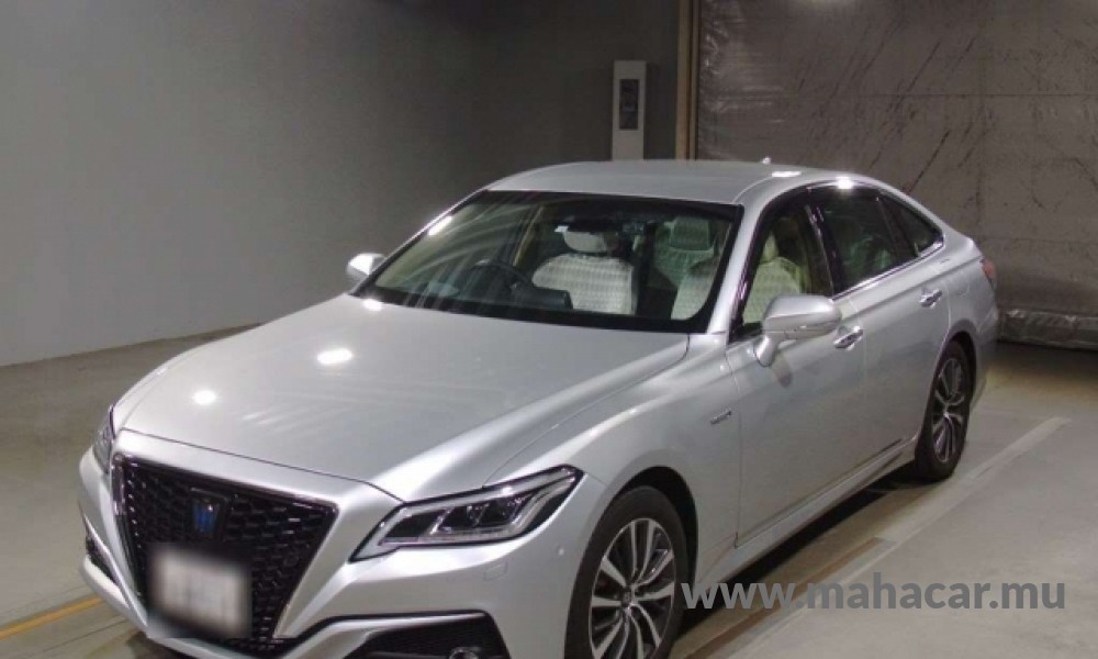 2020 Toyota Crown, Silver