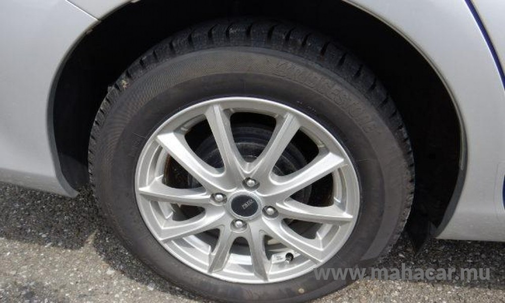 2018 Toyota Corolla Axio photo 5