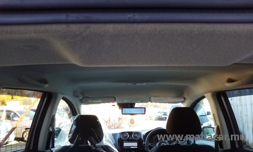 2020 Nissan NOTE E-POWER photo 11