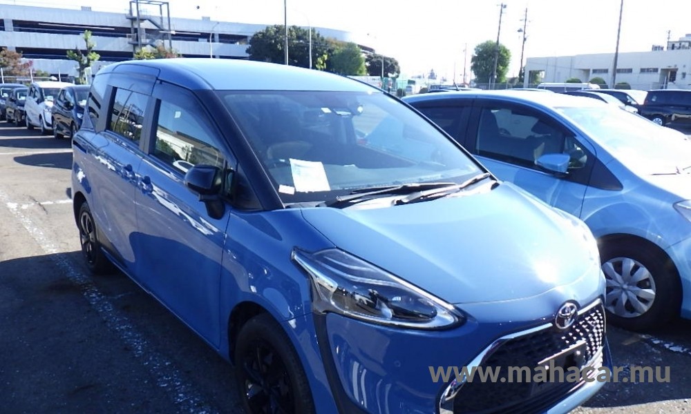 2022 Toyota Sienta photo 10