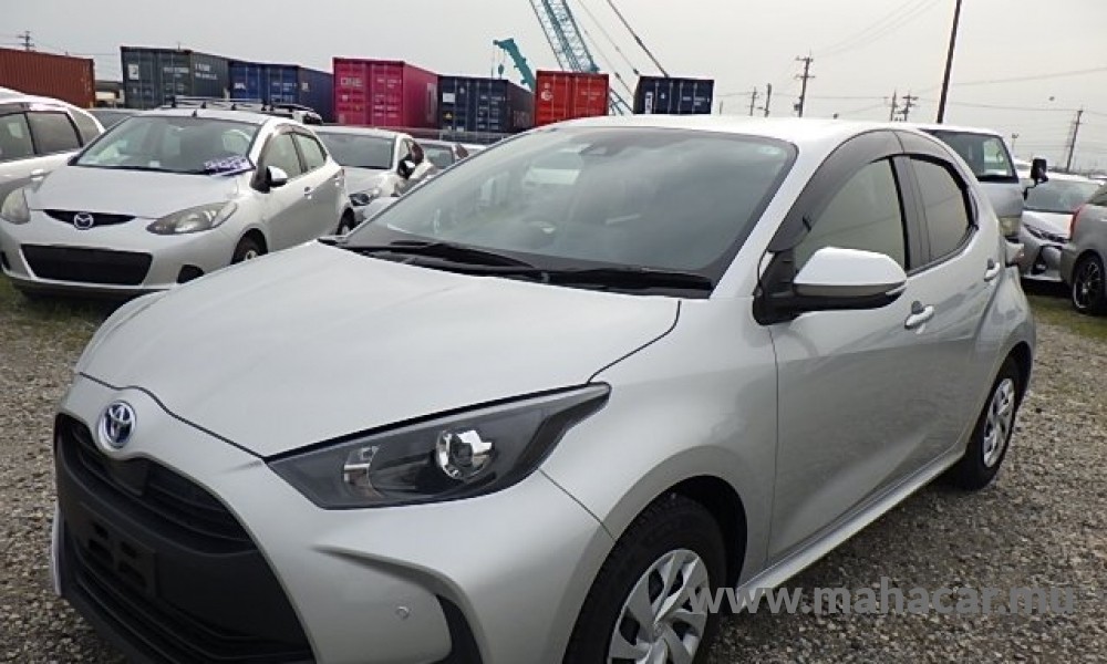 2022 Toyota Yaris Hybrid photo 5
