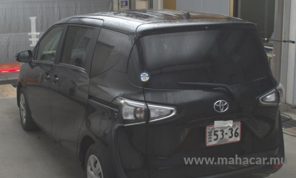 2021 Toyota Sienta photo 4