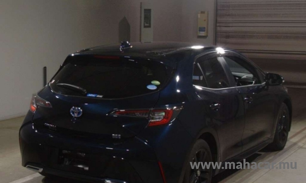 2020 Toyota Corolla photo 2