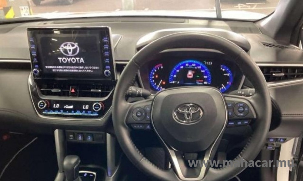 2022 Toyota COROLLA CROSS photo 2