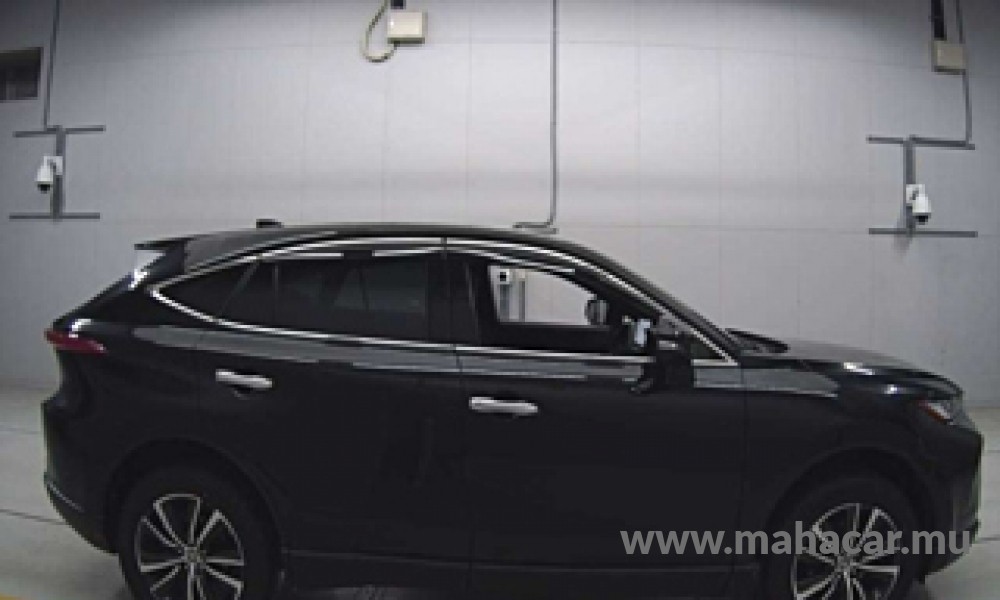2023 Toyota Harrier photo 2