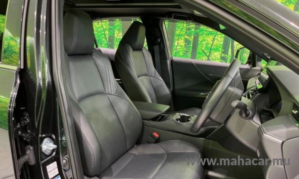 2021 Toyota Harrier photo 8