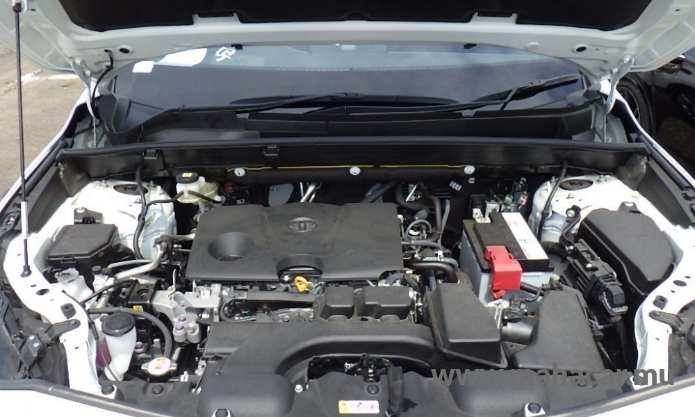 2022 Toyota Harrier photo 2
