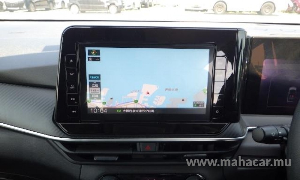2021 Nissan NOTE E-POWER photo 2