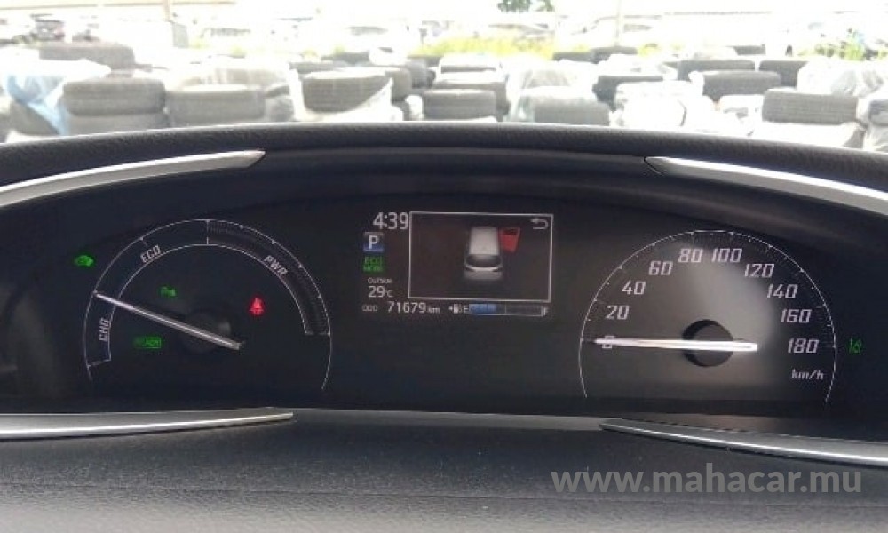 2022 Toyota Sienta Hybrid photo 14