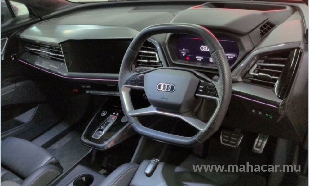 2023 AUDI Q4 photo 5