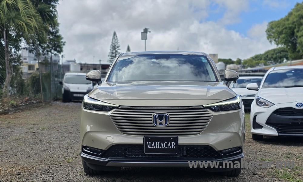 2023 Honda Vezel X Hybrid photo 4