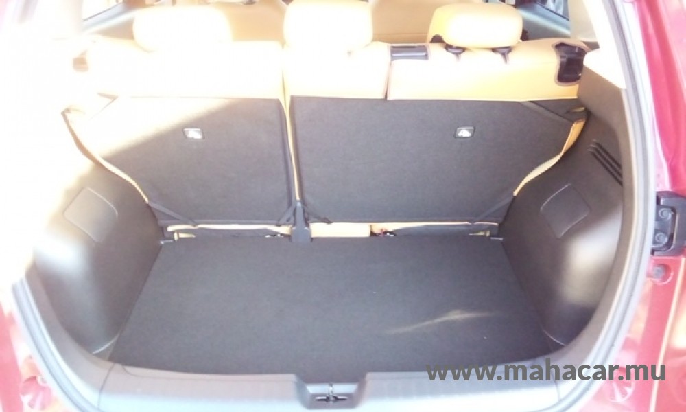 2021 Nissan NOTE E-POWER photo 13