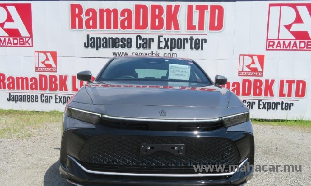 2023 Toyota Crown photo 5