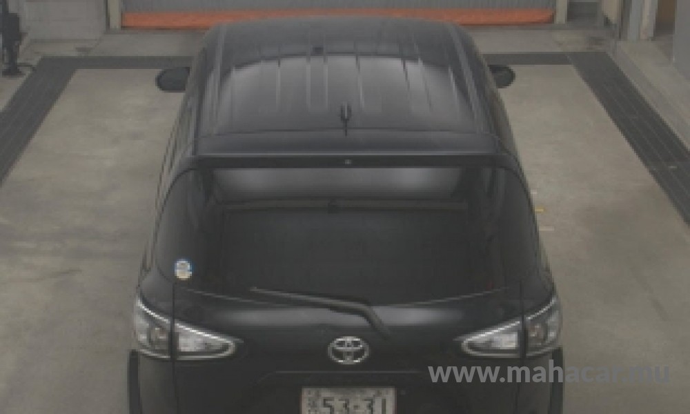 2022 Toyota Sienta photo 9