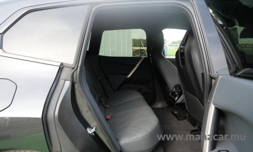 2022 BMW iX photo 9