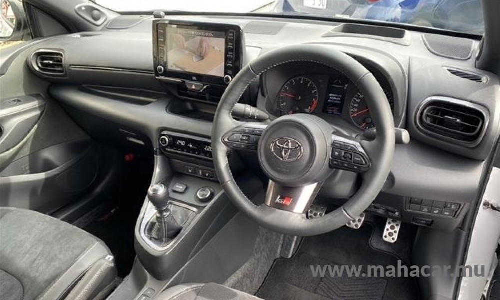 2023 Toyota Yaris GR photo 2