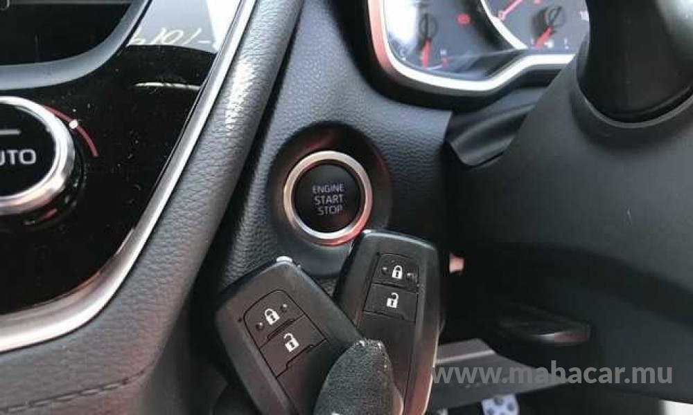2023 Toyota COROLLA CROSS photo 15