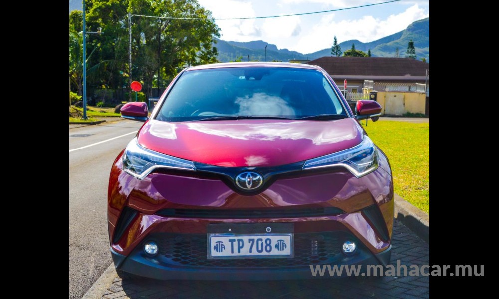 2019 Toyota CHR, Red