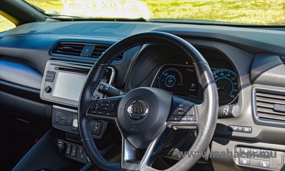 2019 Nissan Leaf X-V photo 9