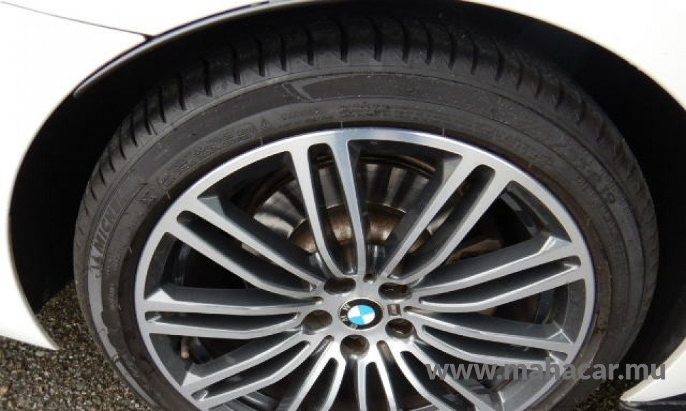 2019 BMW 523 D photo 7