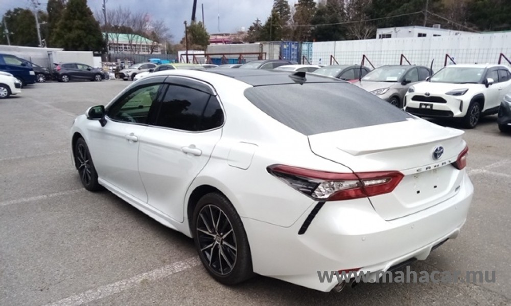 2021 Toyota Camry photo 3