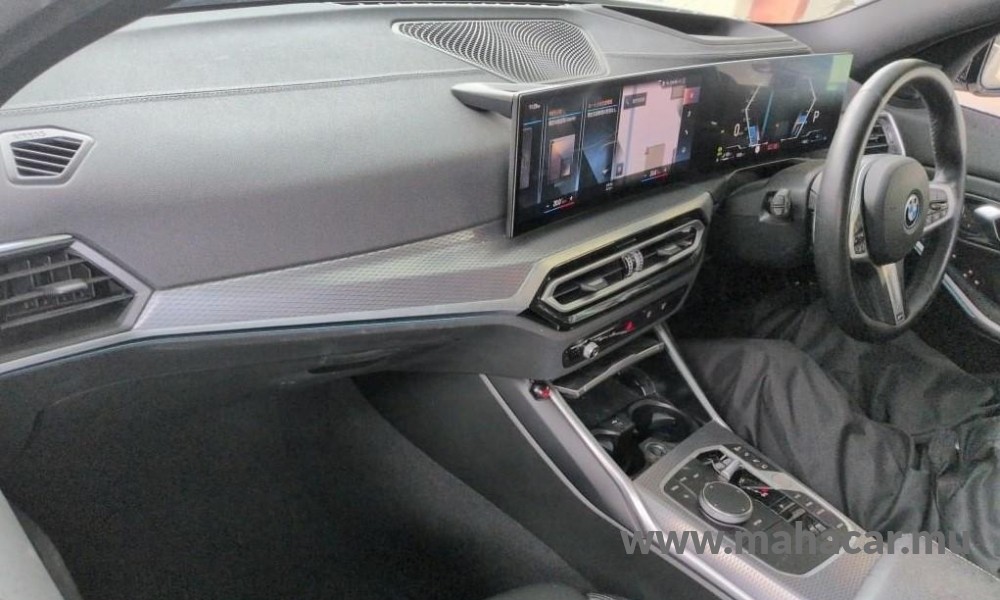 2024 BMW 330e photo 6