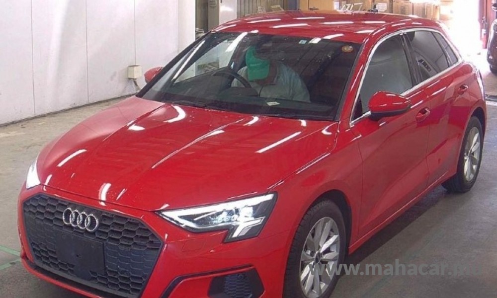 2023 AUDI A3, Red