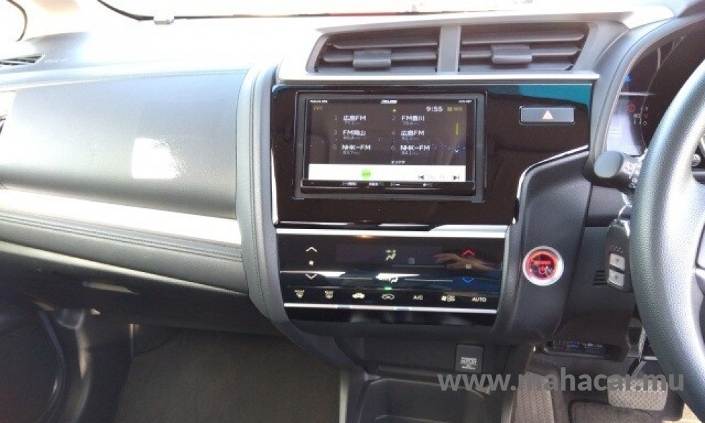 2019 Honda FIT HYBRID photo 7