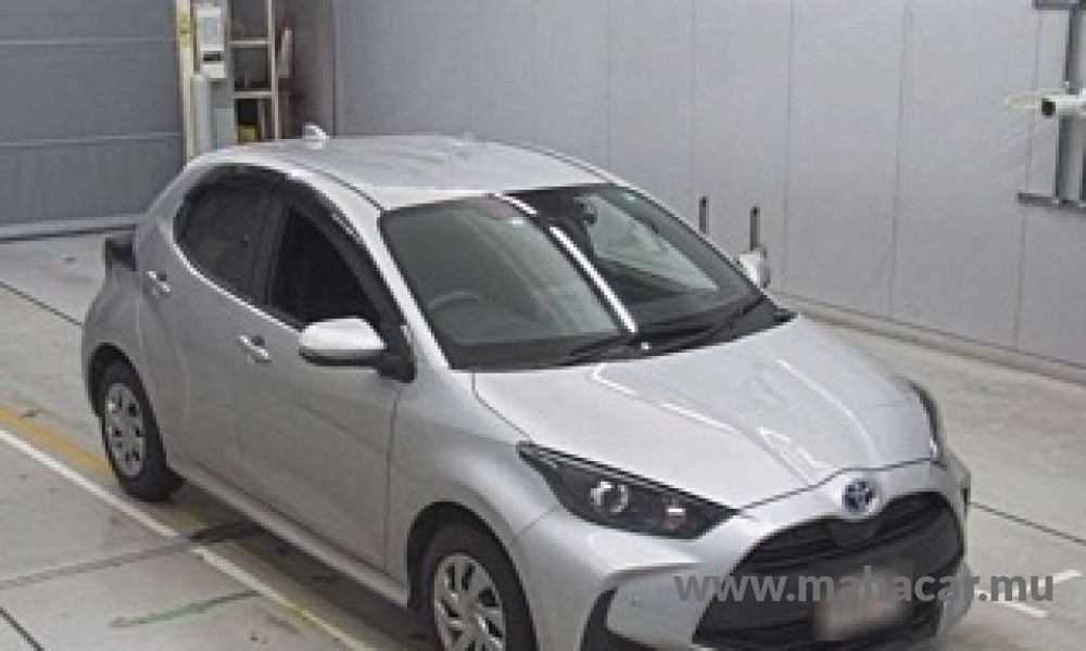 2022 Toyota Yaris Hybrid photo 5
