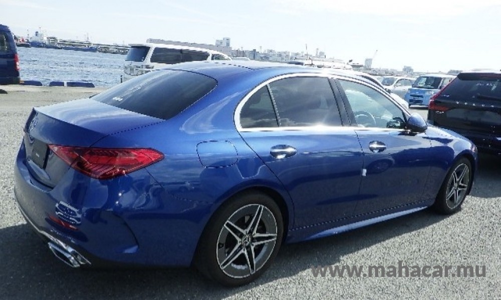 2023 Mercedes C200 photo 6