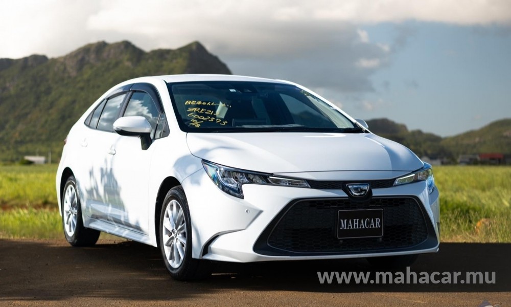 2020 Toyota Corolla, White