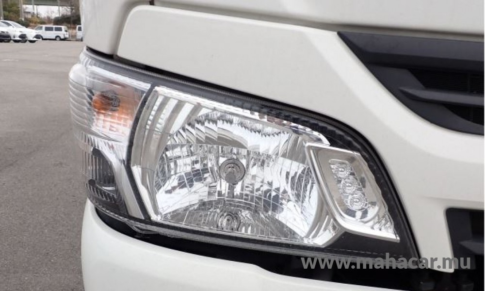 2018 Toyota TOYOACE photo 13