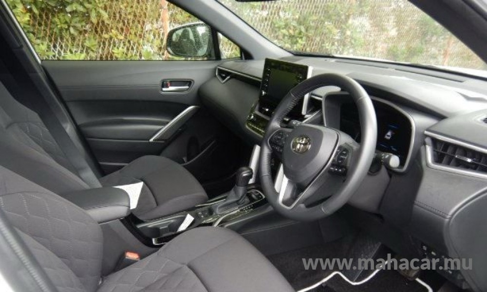 2022 Toyota COROLLA CROSS photo 6