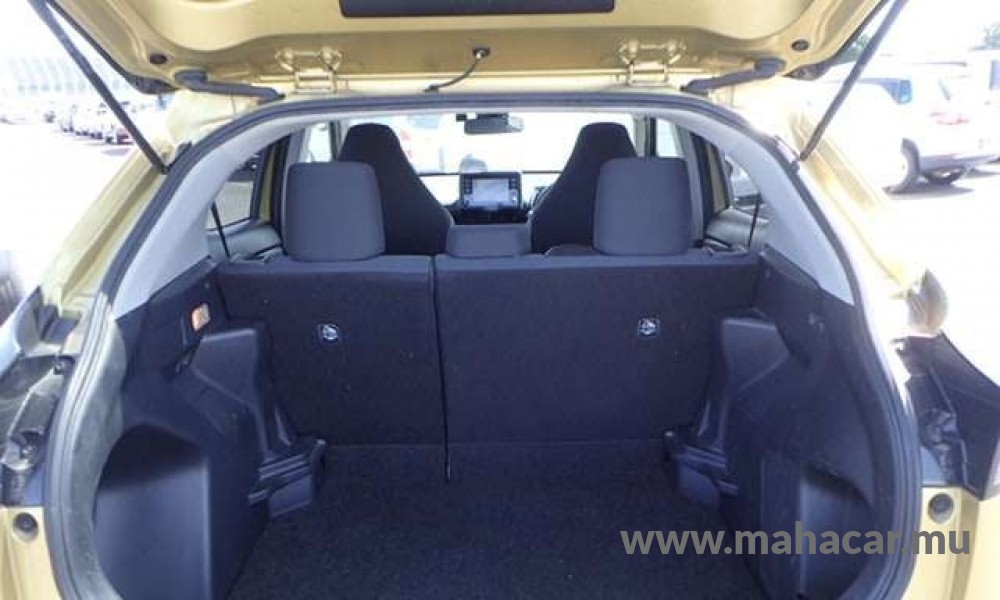 2022 Toyota Yaris Cross Hybrid photo 17