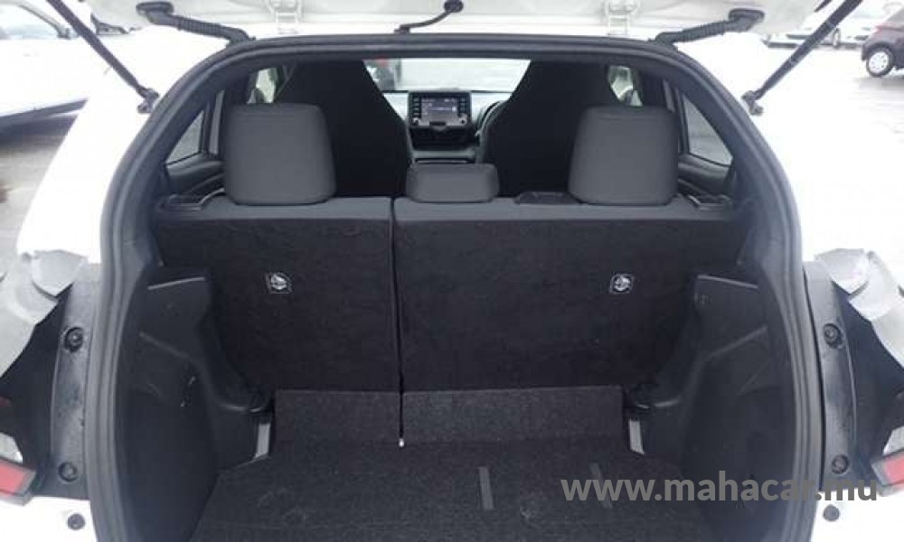 2022 Toyota Yaris Hybrid photo 20