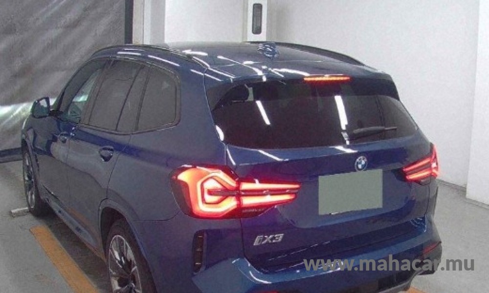 2023 BMW iX3 photo 3