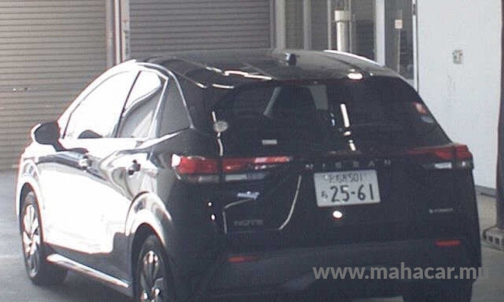 2021 Nissan NOTE E-POWER photo 2