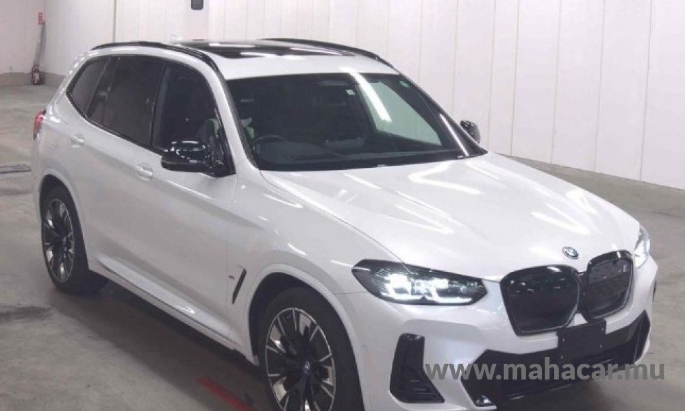 2022 BMW iX3 photo 2