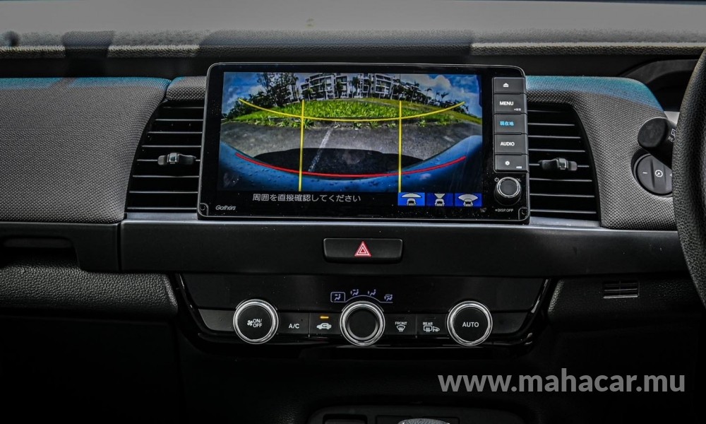 2020 Honda FIT HYBRID photo 5