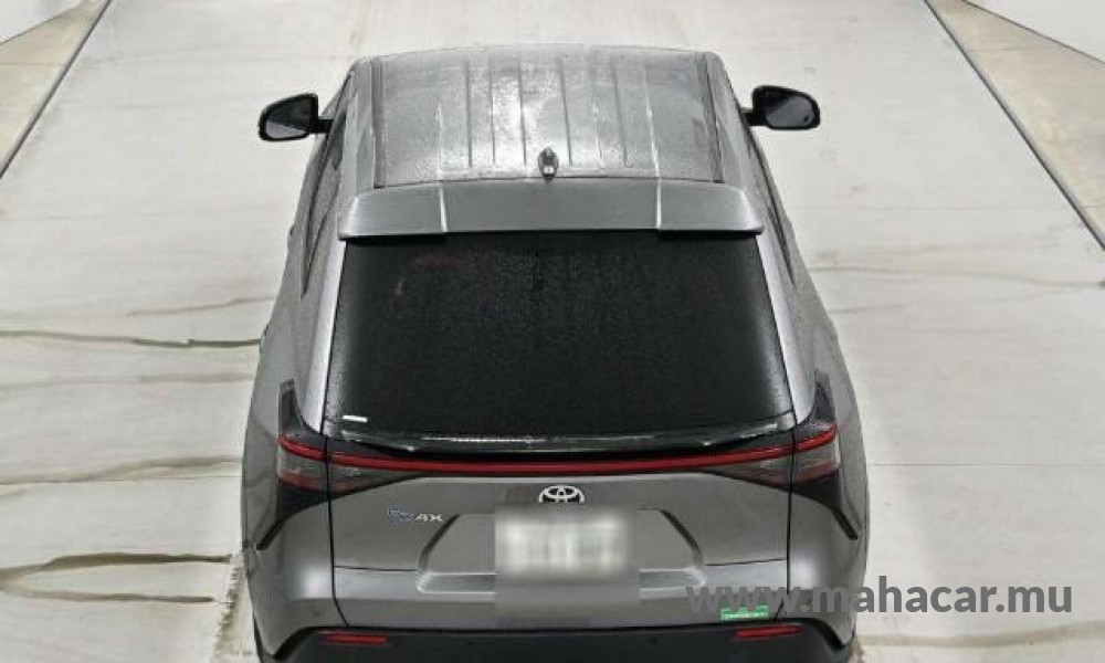 2024 Toyota BZ4X photo 8
