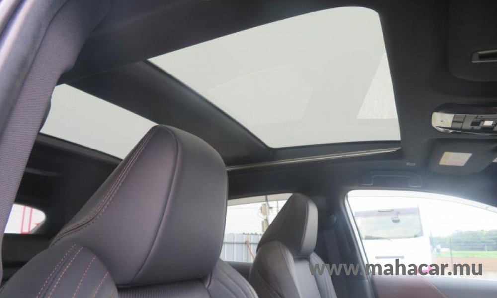 2023 Toyota Harrier photo 16