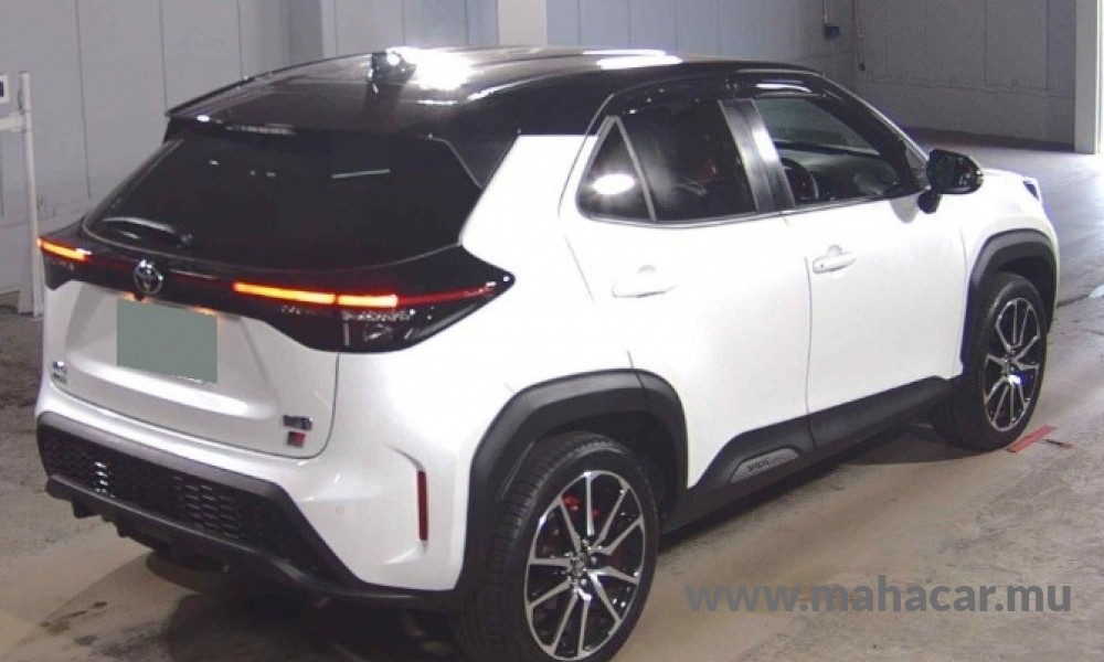 2023 Toyota Yaris Cross Hybrid photo 4
