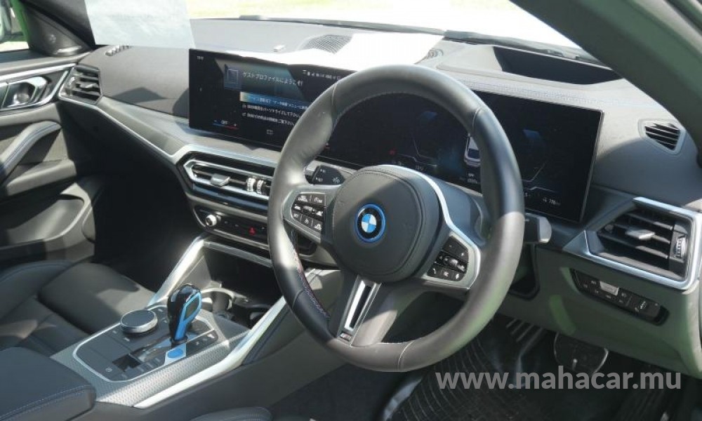 2022 BMW i4 photo 8