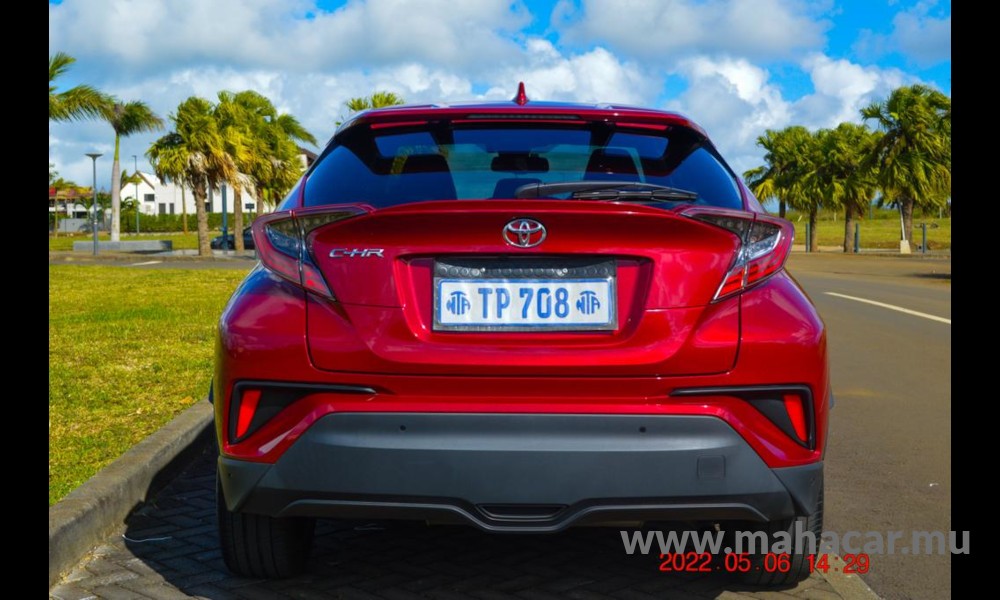 2019 Toyota CHR photo 13