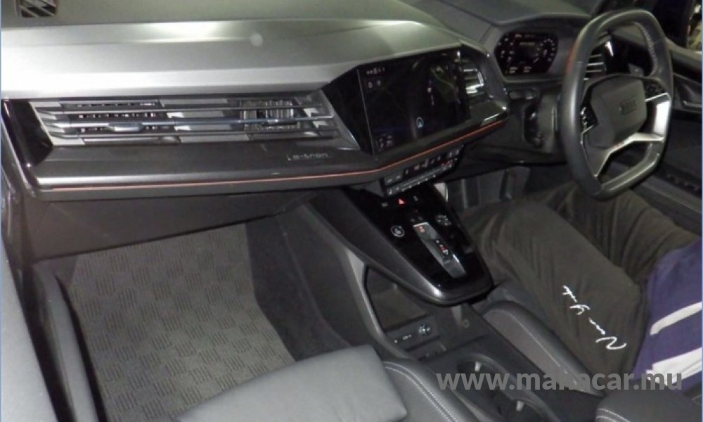 2023 AUDI Q4 photo 5