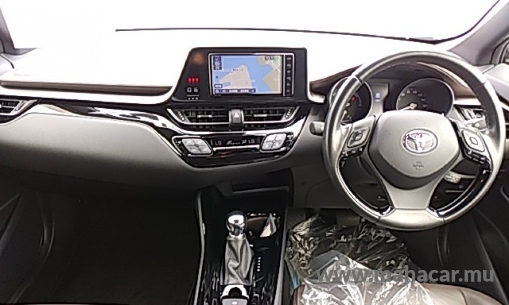 2019 Toyota CHR photo 8