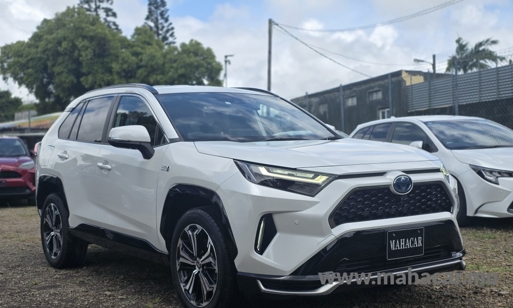 2023 Toyota Rav4 photo 2