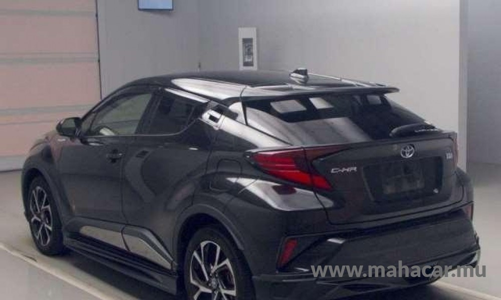 2019 Toyota CHR photo 5